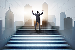 非凡国际
王震：“T”字型人才紧缺，人才布局要两条腿走路